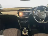 Used Vauxhall Corsa-e 100 kW (136 HP) 2021 White Hatchback