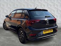 Usado VW Polo Life 95 HP (69 kW) 2023 Preto Citadino