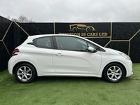 Used Peugeot 208 Active 2012 White Hatchback