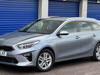 Begagnad Kia Ceed 2021 Silver Halvkombi