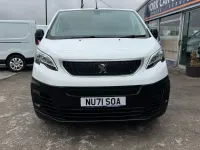 Used Peugeot e-Expert 100 kW (136 HP) 2021 White Van