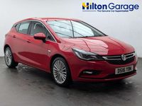Used Vauxhall Astra Elite 150 HP (110 kW) 2016 Red Hatchback