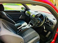 Usado VW Beetle Sport 140 HP (102 kW) 2013 Vermelho Citadino