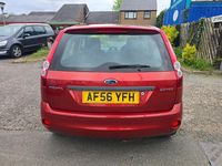 Used Ford Fiesta Zetec 80 HP (58 kW) 2006 Red Hatchback