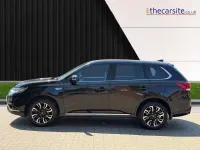 Used Mitsubishi Outlander P-HEV 2017 Black Estate