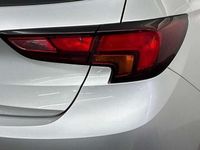 Used Vauxhall Astra SRi 147 HP (108 kW) 2019 Silver Hatchback