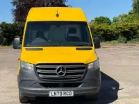 Used Mercedes Sprinter Progressive 141 HP (103 kW) 2020 Yellow Van