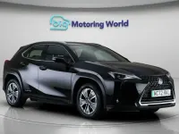 Usado Lexus UX 300e 147 kW (201 HP) 2023 Preto SUV