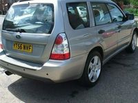 Begagnad Subaru Forester 2006 SUV