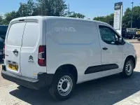 Used Citroën Berlingo 100 HP (73 kW) 2023 White MPV