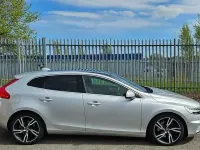 Used Volvo V40 R-Design 120 HP (88 kW) 2019 Silver Hatchback
