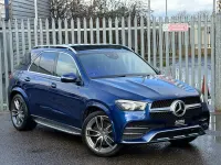 Begagnad Mercedes GLE400 AMG line 2019 Blå Kombi