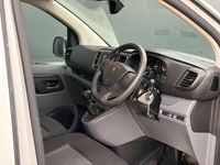 Second-hand Peugeot Expert Premium 2022 Alb Van