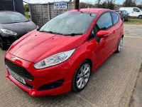 Used Ford Fiesta Zetec 2015 Red Hatchback