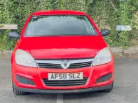 Second-hand Vauxhall Astra 2008 Roșu Hatchback