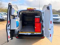 Used Ford Transit Connect S 100 HP (73 kW) 2019 White MPV