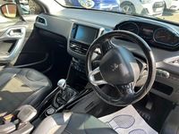 Used Peugeot 2008 Allure 2016 White SUV