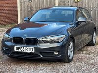 Begagnad BMW 116 Efficient Dynamics 2016 Grå Halvkombi