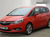 Second-hand Vauxhall Zafira SRi 2017 Roșu Monovolum