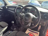 Usado Mini Cooper Hatch 136 HP (100 kW) 2018 Laranja Citadino