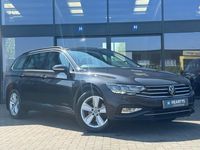 Begagnad VW Passat SE 150 HK (110 kW) 2023 Grå Kombi