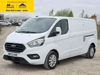 Used Ford Transit Custom Limited 130 HP (95 kW) 2022 White Van