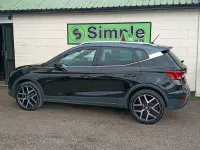 Usado Seat Arona FR Sport 150 CV (110 kW) 2019 Negro SUV