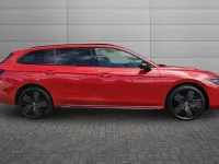New VW Passat Black Edition 268 HP (197 kW) 2026 Chilli red with black roof Estate