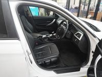 Used BMW 320 Efficient Dynamics 2013 White Sedan