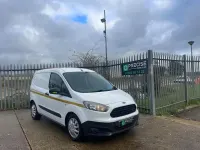 Usado Ford Transit 2017 Blanco Familiar