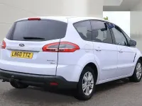 Used Ford S-MAX Zetec 140 HP (102 kW) 2010 White MPV