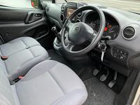 Used Citroën Berlingo 75 HP (55 kW) 2015 Silver MPV