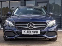 Begagnad Mercedes C200 Premium Plus 184 HK (135 kW) 2018 Blå Sedan