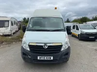 Used Vauxhall Movano 125 HP (91 kW) 2015 White MPV