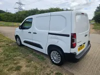 Used Citroën Berlingo Start 100 HP (73 kW) 2020 White MPV