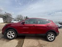 Used Nissan Qashqai Acenta Premium 140 HP (102 kW) 2019 Red SUV