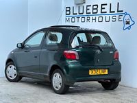 Used Toyota Yaris 2000 Green Hatchback