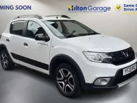 Używany Dacia Sandero Stepway 90 KM (66 kW) 2020 Biały Hatchback
