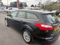 Używany Ford Focus Titanium X 125 KM (91 kW) 2012 Czarny Kombi