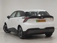 Used MG MG4 EV SE 125 kW (170 HP) 2023 White Hatchback
