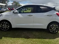 Used Hyundai i10 Premium 62 HP (45 kW) 2025 White Hatchback