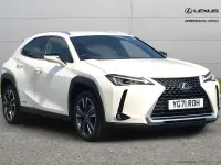 Used Lexus UX 250h 180 HP (132 kW) 2022 White SUV