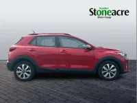 Used Kia Stonic 99 HP (72 kW) 2023 Red SUV