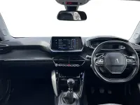 Gebraucht Peugeot 2008 Allure 101 PS (74 kW) 2020 Rot SUV