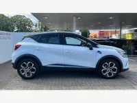 Used Renault Captur Techno 91 HP (66 kW) 2023 Metallic  arctic white  SUV