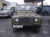 Używany Land Rover Defender 90 KM (66 kW) 1997 Zielony SUV