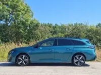 Used Peugeot 308 GTi 136 HP (100 kW) 2025 Blue Estate