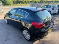Used Vauxhall Astra Excite 2015 Black Hatchback