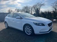 Used Volvo V40 SE Lux 2012 White Hatchback