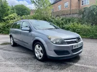 Used Vauxhall Astra 89 HP (65 kW) 2006 Silver Estate